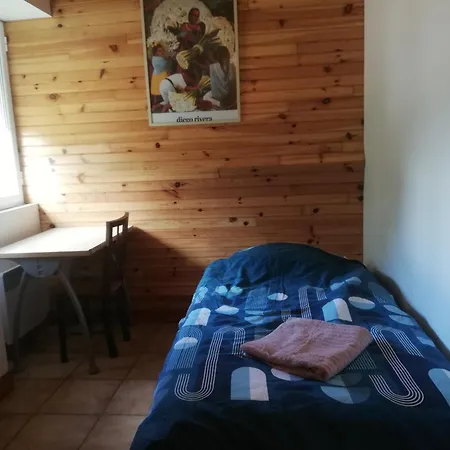 Chez Paulette Apartment *